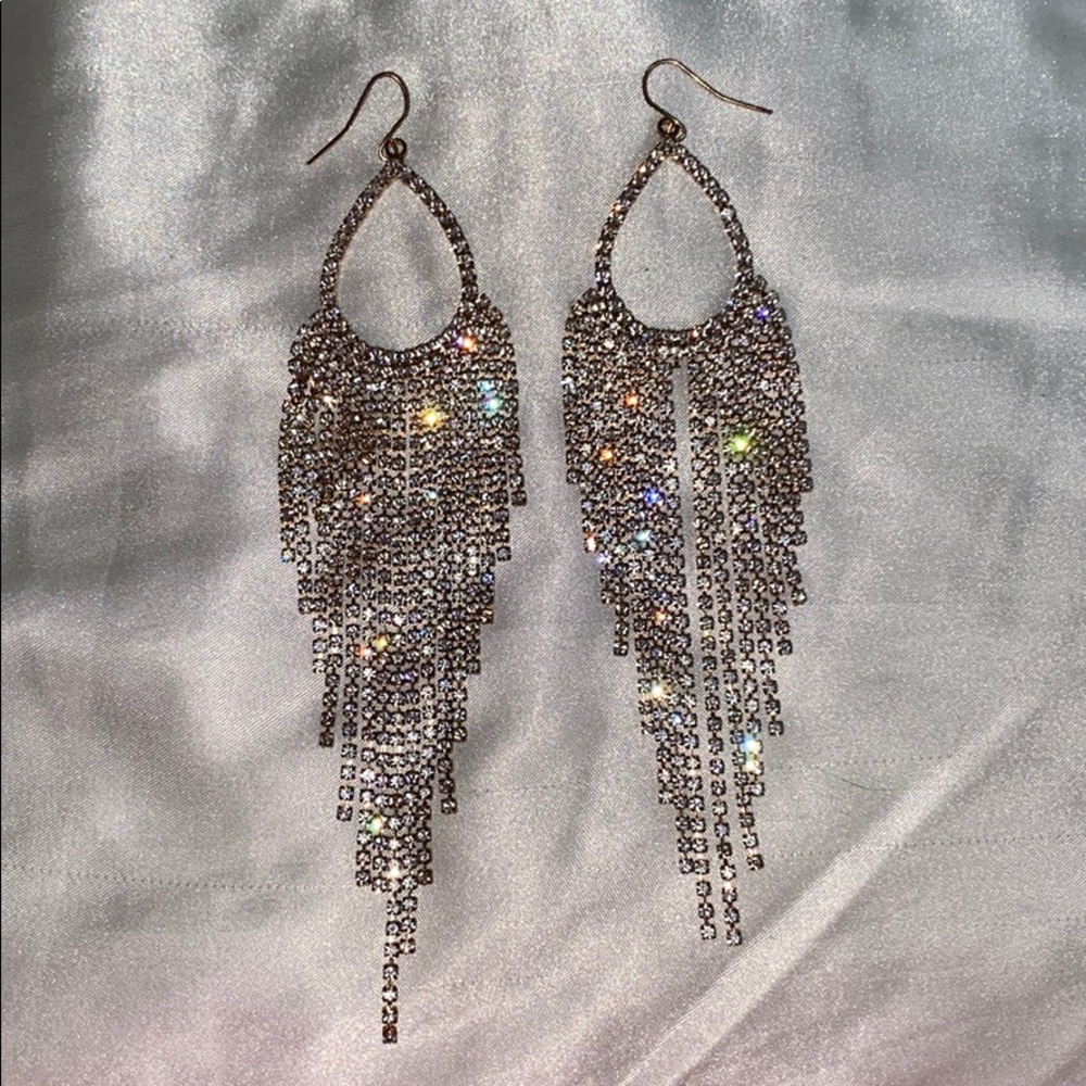 BEAUTIFUL ROSE GOLD/CRYSTAL DANGLE EARRINGS